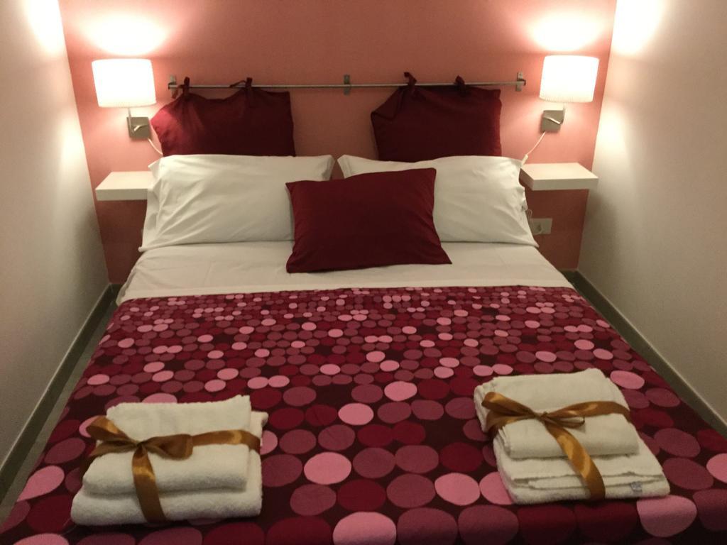 فيلا نوتوفي Case Vacanze Le Rose المظهر الخارجي الصورة